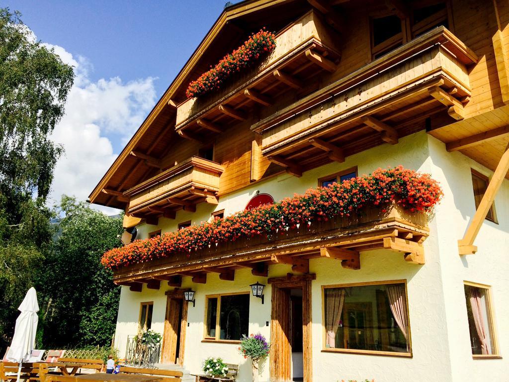 Pension Enzian Saalbach-Hinterglemm Exterior foto
