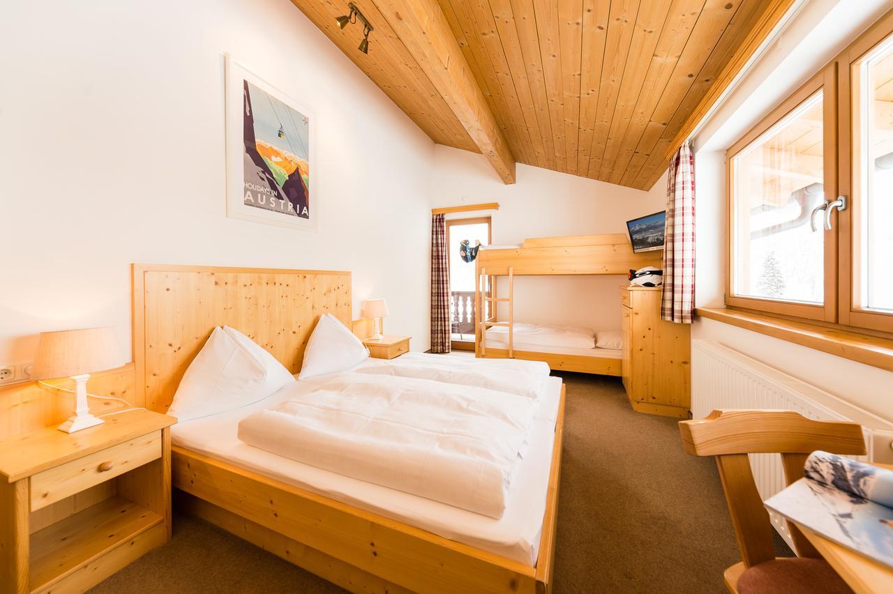 Pension Enzian Saalbach-Hinterglemm Exterior foto