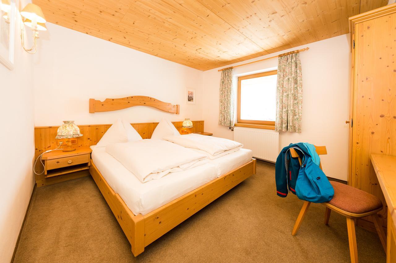 Pension Enzian Saalbach-Hinterglemm Exterior foto